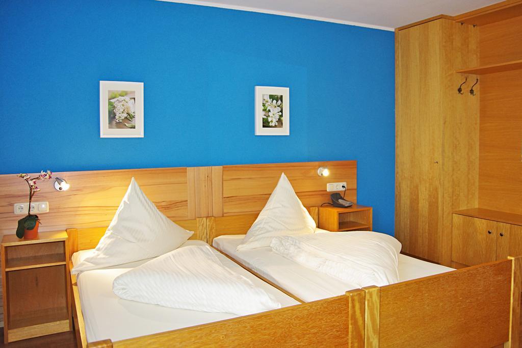 Hotel Loewenhof Krumbach Pokoj fotografie