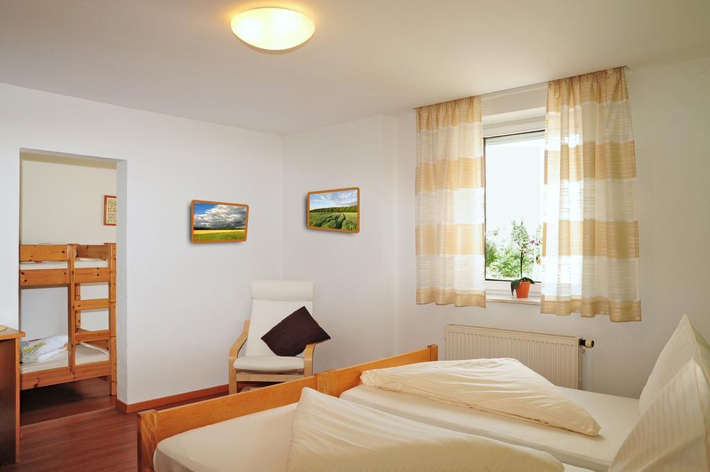 Hotel Loewenhof Krumbach Pokoj fotografie